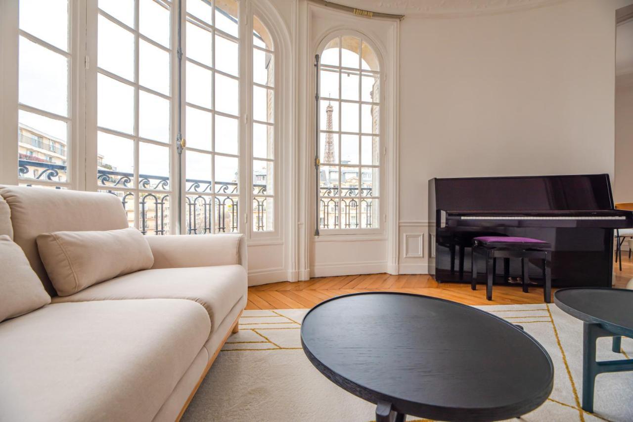 Mbm - Eiffel Tower View Париж Экстерьер фото