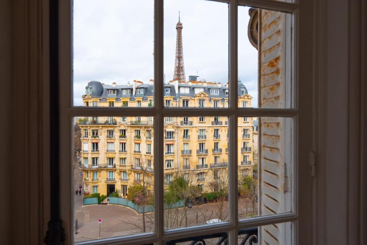 Mbm - Eiffel Tower View Париж Экстерьер фото